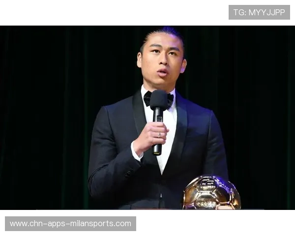 中超张玉宁力量练习持续提升，力压群雄，成就顶级前锋