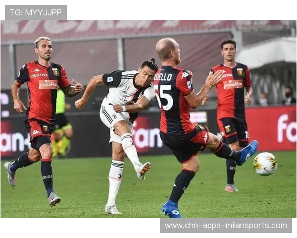 意甲尤文中场抢断转攻形成致命一击 意甲尤文中场抢断转攻形成致命一击