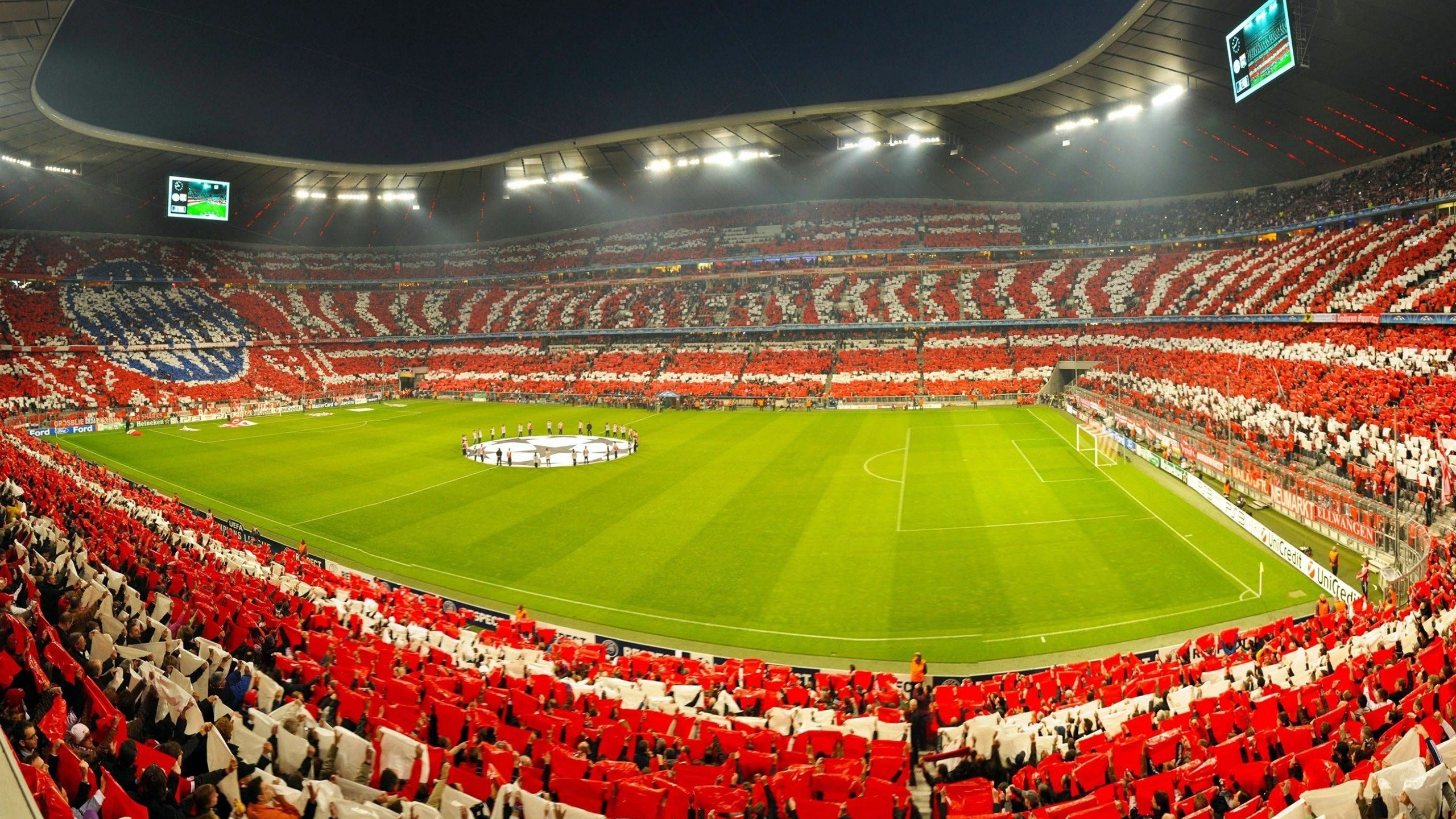 五大联赛中场组织人数是否减少至两人为趋势，五大联赛比赛场次